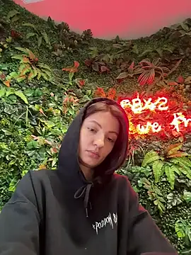 Snapshot of BabeRainbow chatting on 10, 1, 2025 BabeRainbow online show from 10, 1, 2025