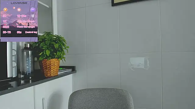 Snapshot of Molly_sweetie chatting on 28, 6, 2026 Molly sweetie online show from 28, 6, 2026