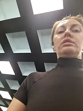 Miss    Mia  online show from 7, 3, 2026