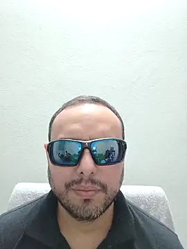 Snapshot of ElSunEagle chatting on 28, 3, 2026 ElSunEagle online show from 28, 3, 2026