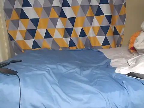 Snapshot of Mila_Melanie chatting on 26, 11, 2025 Mila Melanie online show from 26, 11, 2025