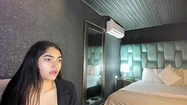 GiselOrtiz online show from 8, 6, 2026