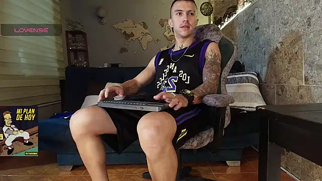 Snapshot of rogert_xx chatting on 3, 2, 2026 rogert xx online show from 3, 2, 2026