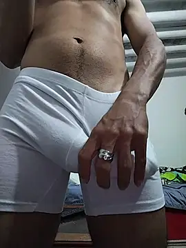 Snapshot of Danielitohot23cm chatting on 17, 12, 2025 Danielitohot23cm online show from 17, 12, 2025