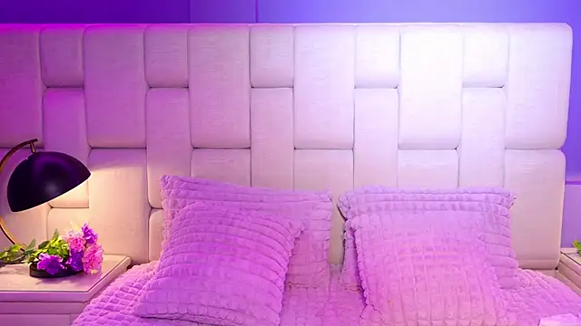 Snapshot of ZendayaGrey chatting on 19, 12, 2025 ZendayaGrey online show from 19, 12, 2025