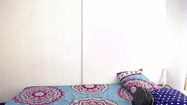  joanne and oliver  online show from 13, 11, 2025