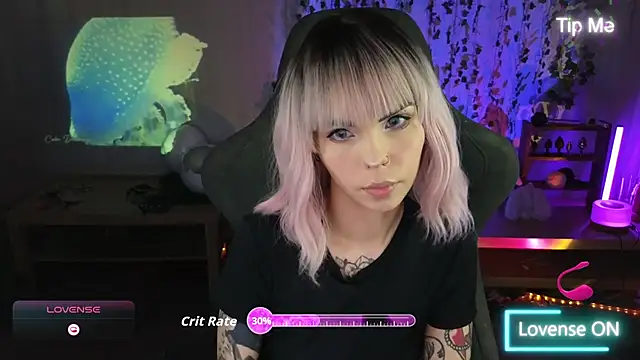 Snapshot of Kerry_Kirk chatting on 8, 4, 2026 Kerry Kirk online show from 8, 4, 2026