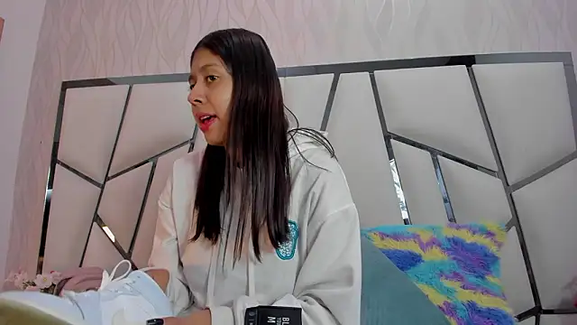 Snapshot of _aurora18_ chatting on 9, 3, 2026 aurora18 online show from 9, 3, 2026