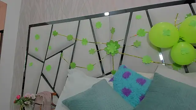 Snapshot of _aurora18_ chatting on 18, 3, 2026 aurora18 online show from 18, 3, 2026