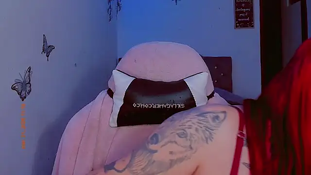 Snapshot of madisonx17 chatting on 31, 3, 2026 madisonx17 online show from 31, 3, 2026