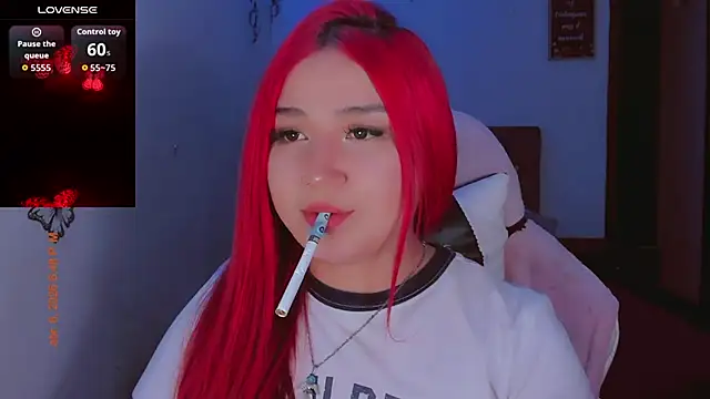 Snapshot of madisonx17 chatting on 8, 4, 2026 madisonx17 online show from 8, 4, 2026