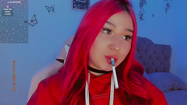 Snapshot of madisonx17 chatting on 24, 4, 2026 madisonx17 online show from 24, 4, 2026