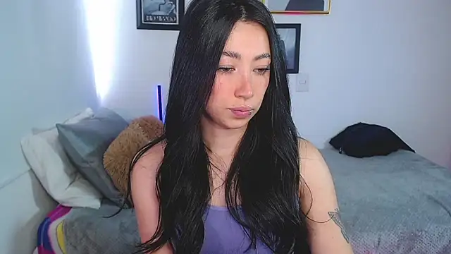 lilyy evanss online show from 20, 3, 2025