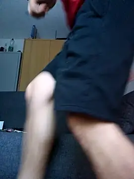 Snapshot of magicSeX4You chatting on 4, 12, 2025 magicSeX4You online show from 4, 12, 2025