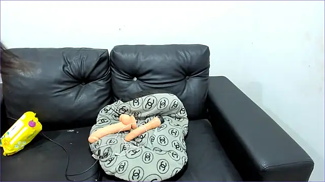 candyummy online show from 1, 12, 2025