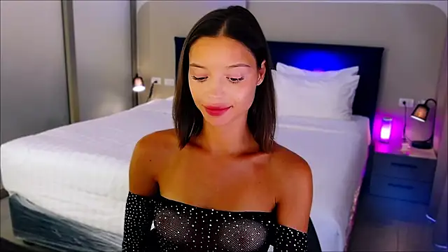 wow Mia online show from 21, 2, 2025