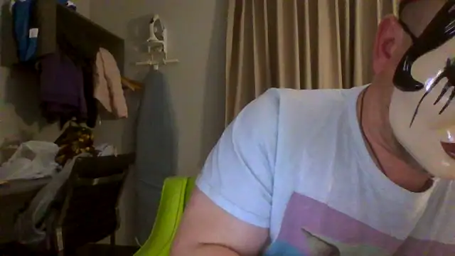 Snapshot of Buddy_Cuck chatting on 4, 3, 2026 Buddy Cuck online show from 4, 3, 2026