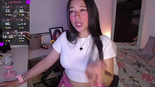 Lexie Thompson10 online show from 27, 11, 2025