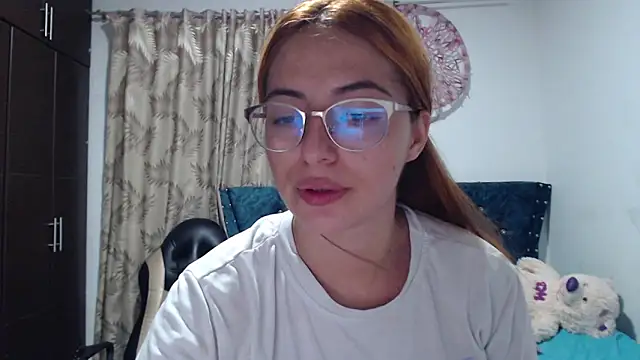 Snapshot of Kate_lorens9 chatting on 20, 12, 2025 Kate lorens9 online show from 20, 12, 2025