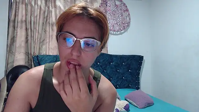 Snapshot of Kate_lorens9 chatting on 5, 3, 2026 Kate lorens9 online show from 5, 3, 2026