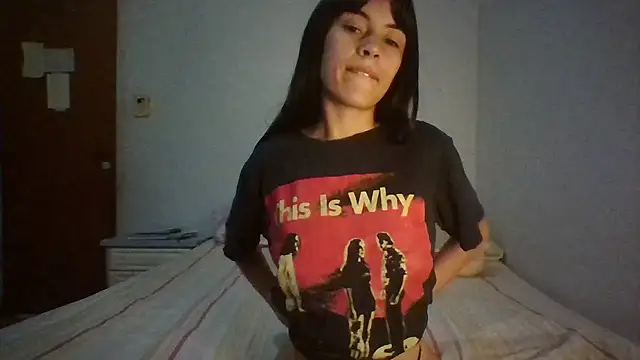 Snapshot of melodybar27 chatting on 31, 12, 2024 melodybar27 online show from 31, 12, 2024