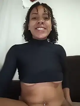 Julia Pretinha online show from 18, 12, 2025