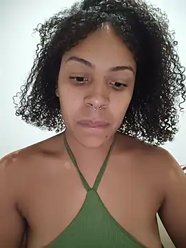 Julia Pretinha online show from 4, 6, 2026