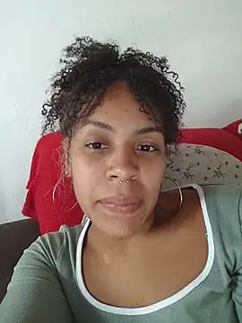 Snapshot of Julia_Pretinha chatting on 23, 6, 2026 Julia Pretinha online show from 23, 6, 2026