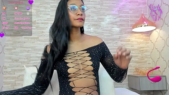 ZoeSmitth online show from 26, 11, 2025