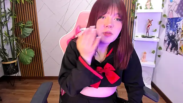 Fluffy Bubble21 online show from 8, 1, 2025