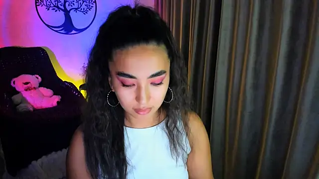 worldofkim online show from 19, 11, 2025