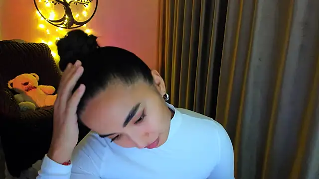 worldofkim online show from 28, 11, 2025