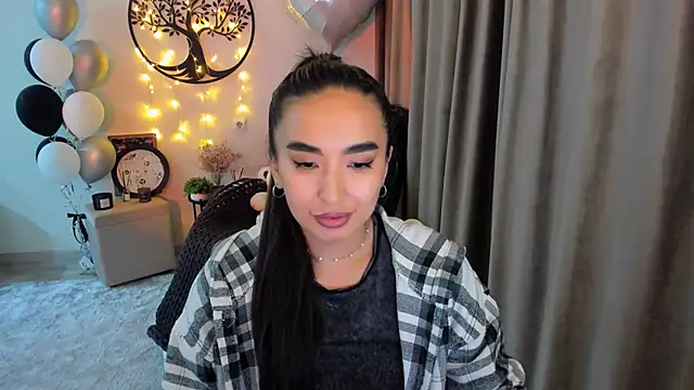 Snapshot of worldofkim chatting on 30, 3, 2026 worldofkim online show from 30, 3, 2026