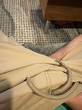 Snapshot of Kissoks1@xh chatting on 14, 4, 2026 Kissoks1xh online show from 14, 4, 2026