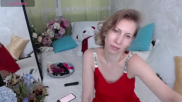 Snapshot of AdrianaSea chatting on 25, 5, 2026 AdrianaSea online show from 25, 5, 2026