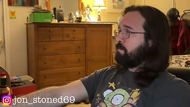 Snapshot of Seraph_De_La_Luna chatting on 27, 4, 2026 Seraph De La Luna online show from 27, 4, 2026