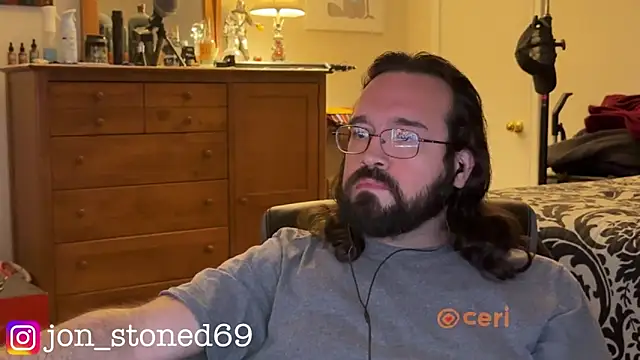 Snapshot of Seraph_De_La_Luna chatting on 11, 5, 2026 Seraph De La Luna online show from 11, 5, 2026