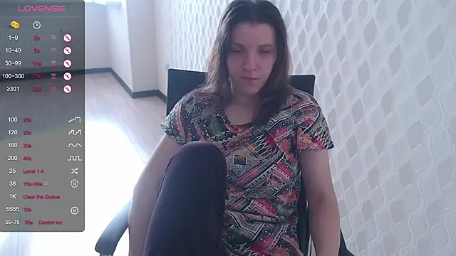 Snapshot of LisaHeart chatting on 7, 10, 2025 LisaHeart online show from 7, 10, 2025