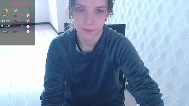 Snapshot of LisaHeart chatting on 24, 10, 2025 LisaHeart online show from 24, 10, 2025