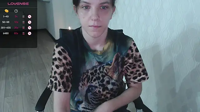 Snapshot of LisaHeart chatting on 27, 10, 2025 LisaHeart online show from 27, 10, 2025