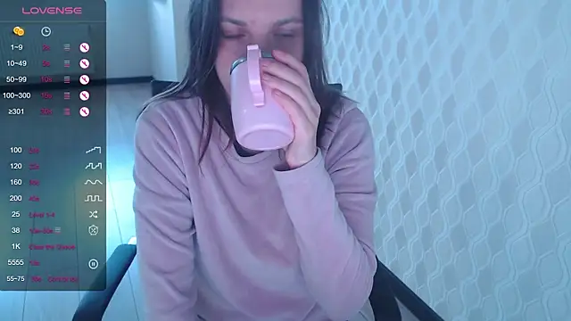 Snapshot of LisaHeart chatting on 9, 4, 2026 LisaHeart online show from 9, 4, 2026