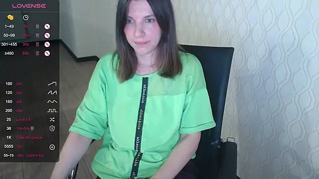 Snapshot of LisaHeart chatting on 22, 6, 2026 LisaHeart online show from 22, 6, 2026