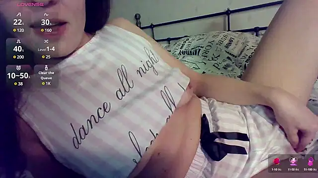 Snapshot of Athena_play chatting on 11, 3, 2025 Athena play online show from 11, 3, 2025