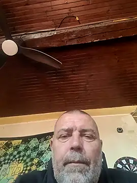 Snapshot of bobosse83 chatting on 5, 10, 2025 bobosse83 online show from 5, 10, 2025