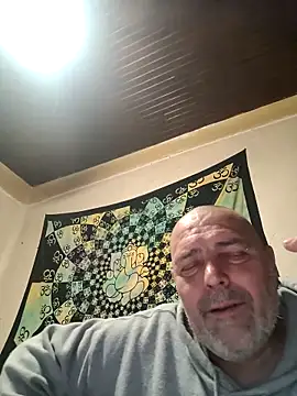 Snapshot of bobosse83 chatting on 22, 3, 2026 bobosse83 online show from 22, 3, 2026