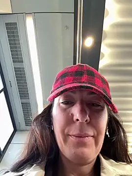 eveangelll online show from 7, 4, 2026