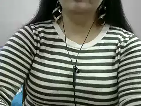 Snapshot of Shruti_139 chatting on 30, 12, 2024 Shruti 139 online show from 30, 12, 2024