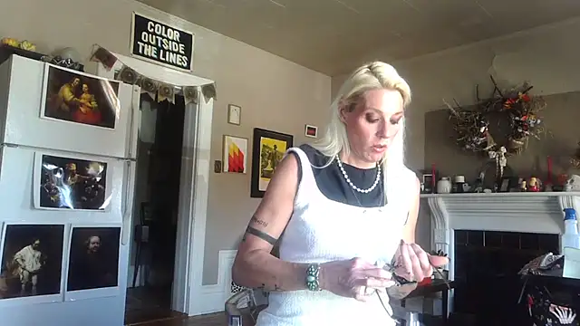 Glamazonx online show from 10, 11, 2025