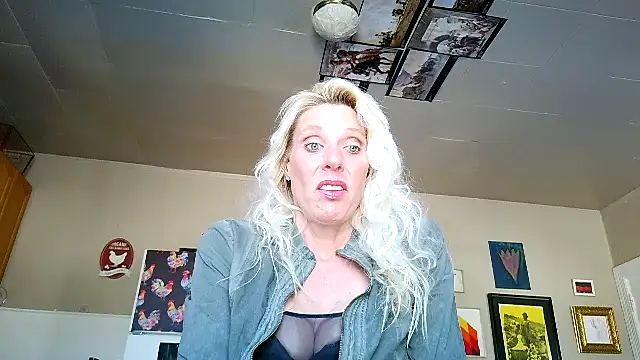 Glamazonx online show from 18, 1, 2026