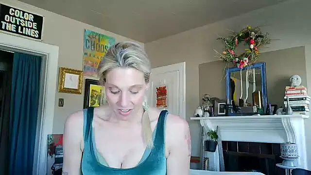 Glamazonx online show from 10, 2, 2026